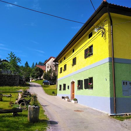 Apartmaji Pr-Gujlu Sela Nad Podmelcem 5220 Tolmin Podmelec 외부 사진